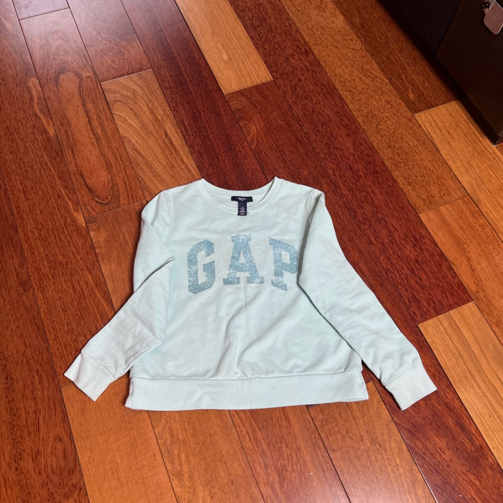3 sweaters ( one gap, 2 H&M)